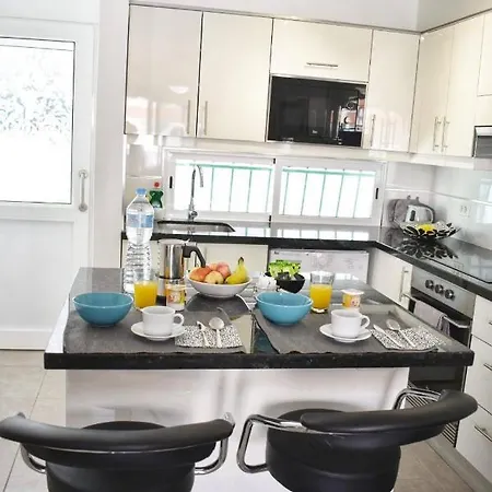 Margherita's San Eugenio Apartment